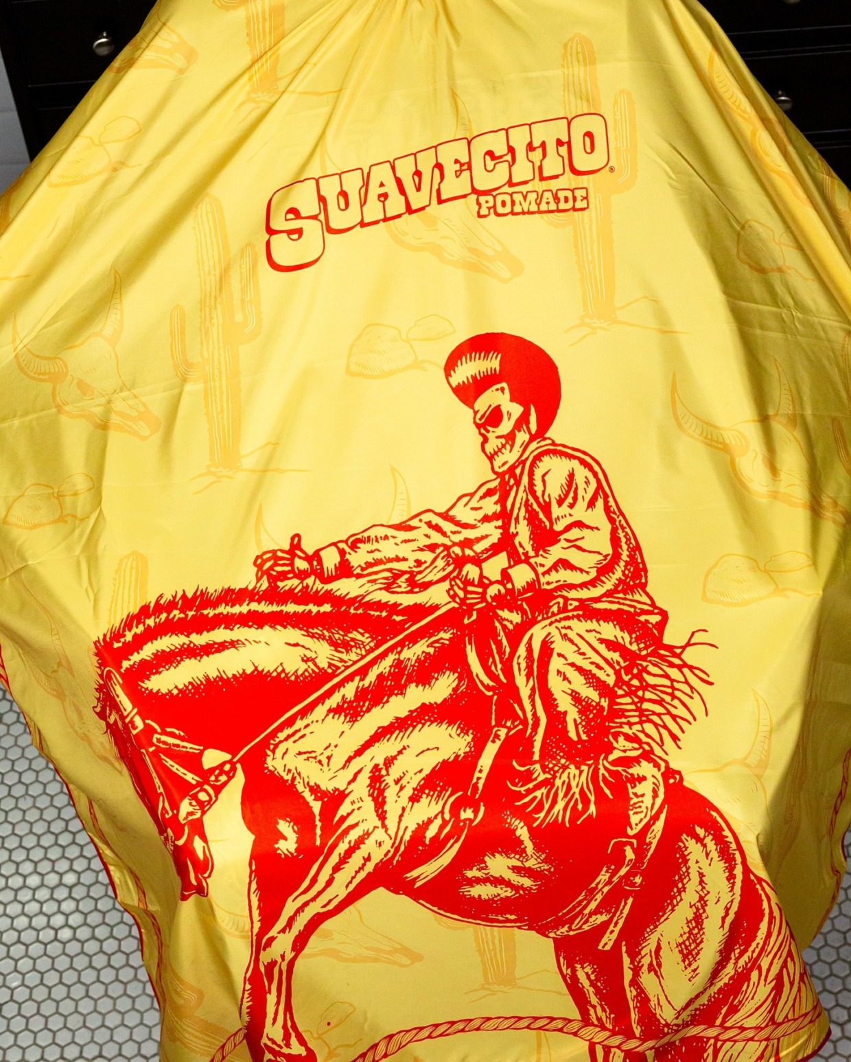Suavecito Desert Cashmere Barber Cape